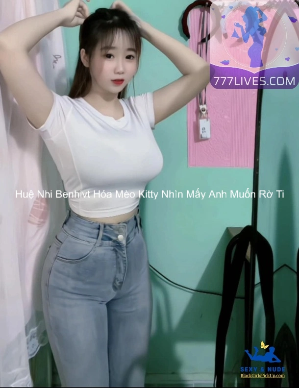 Huệ Nhi Benhivt Hóa Mèo Kitty Nhìn Mấy Anh Muốn Rờ Ti 2